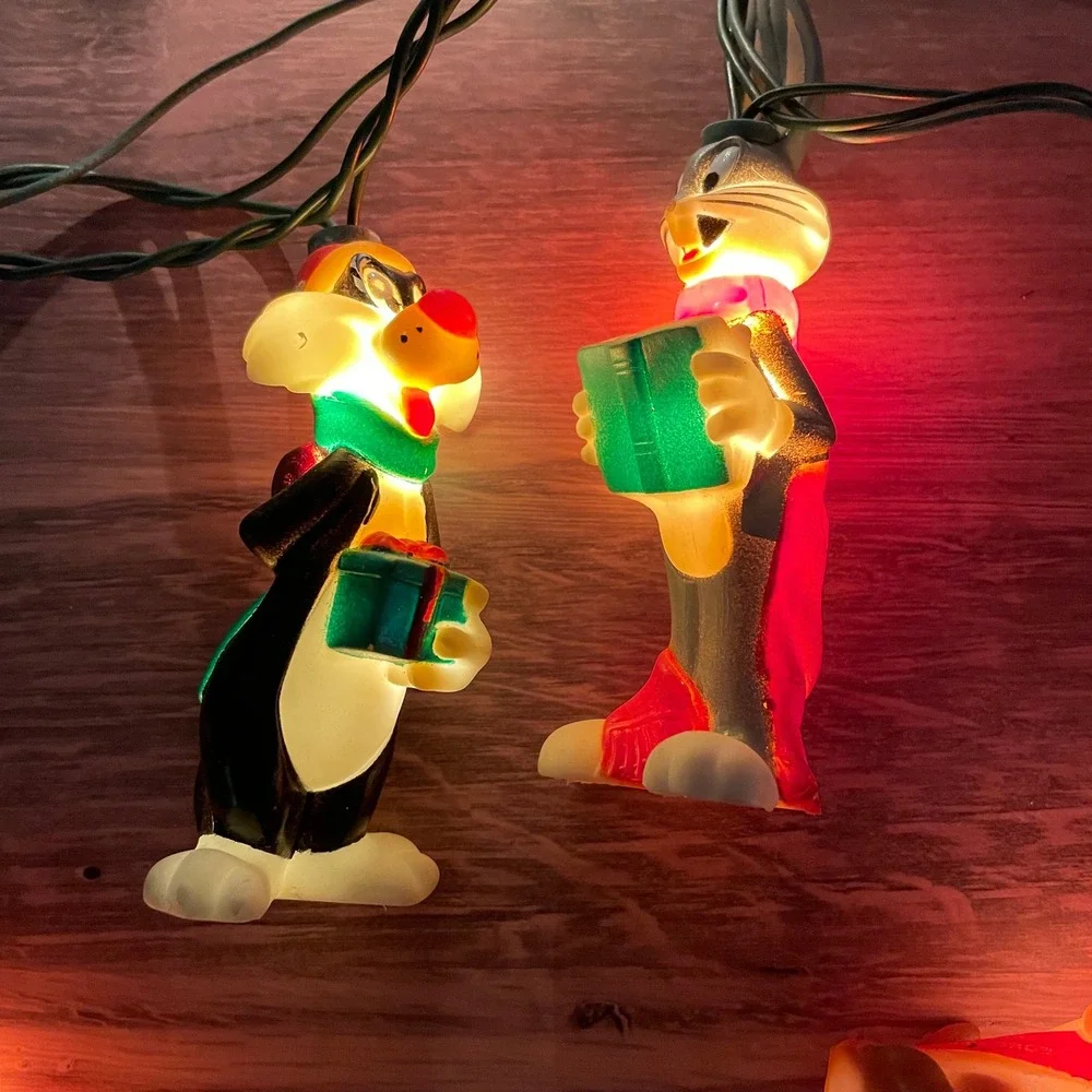 Vintage 1997 Looney Tunes Bugs Bunny Taz Sylvester Christmas Lights Set of 8
